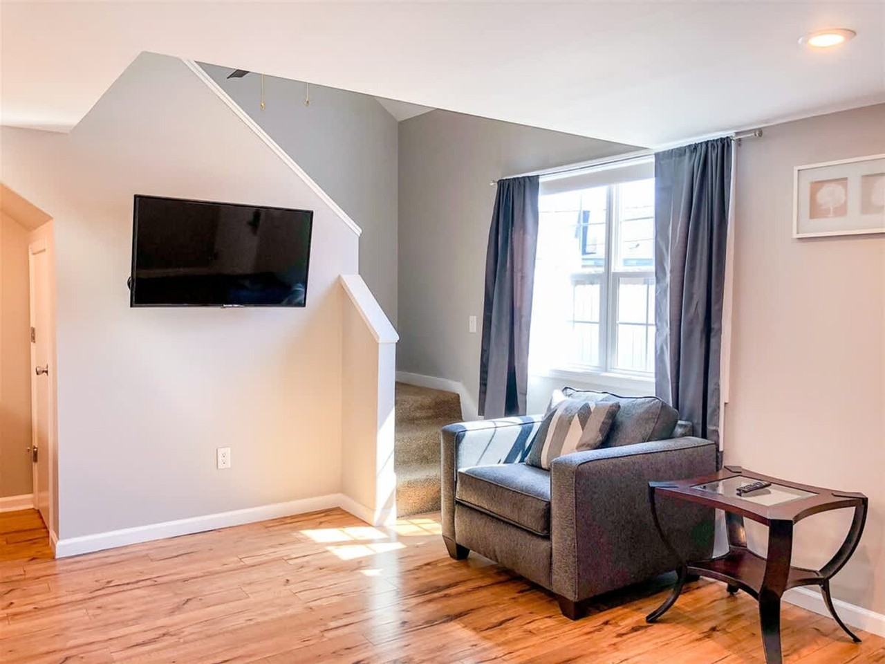 5218 Beach Dr #1354903P - Photo 2 of 24