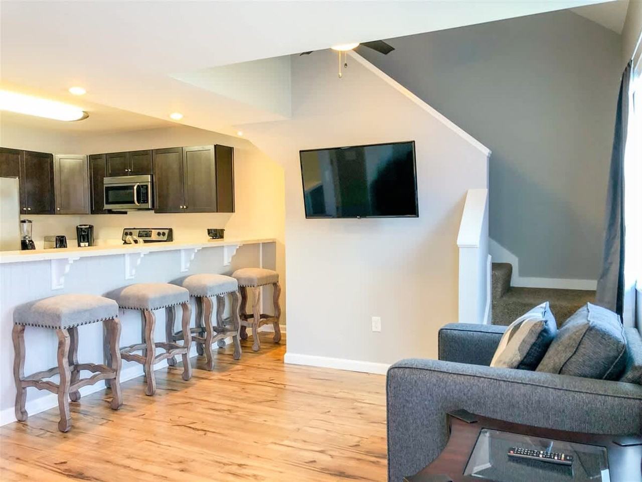 5218 Beach Dr #1354903P - Photo 3 of 24