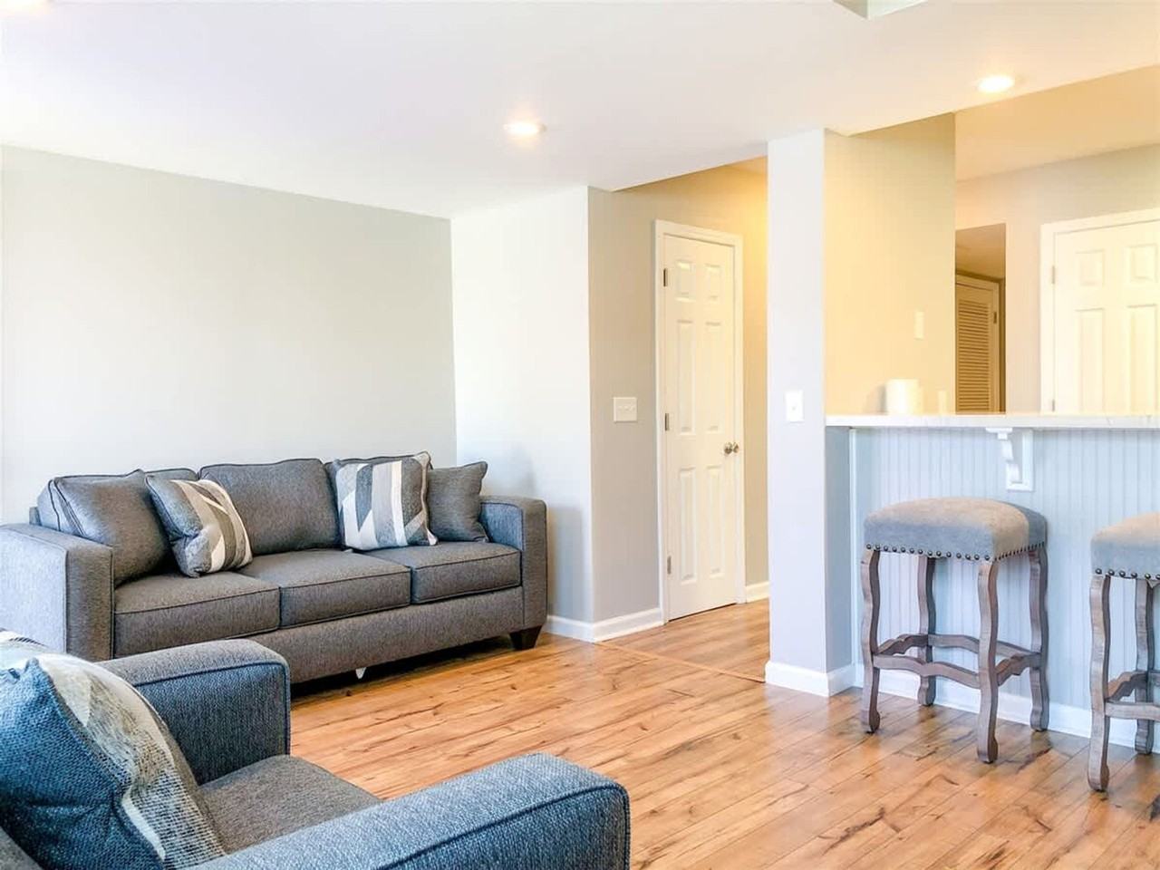 5218 Beach Dr #1354903P - Photo 4 of 24