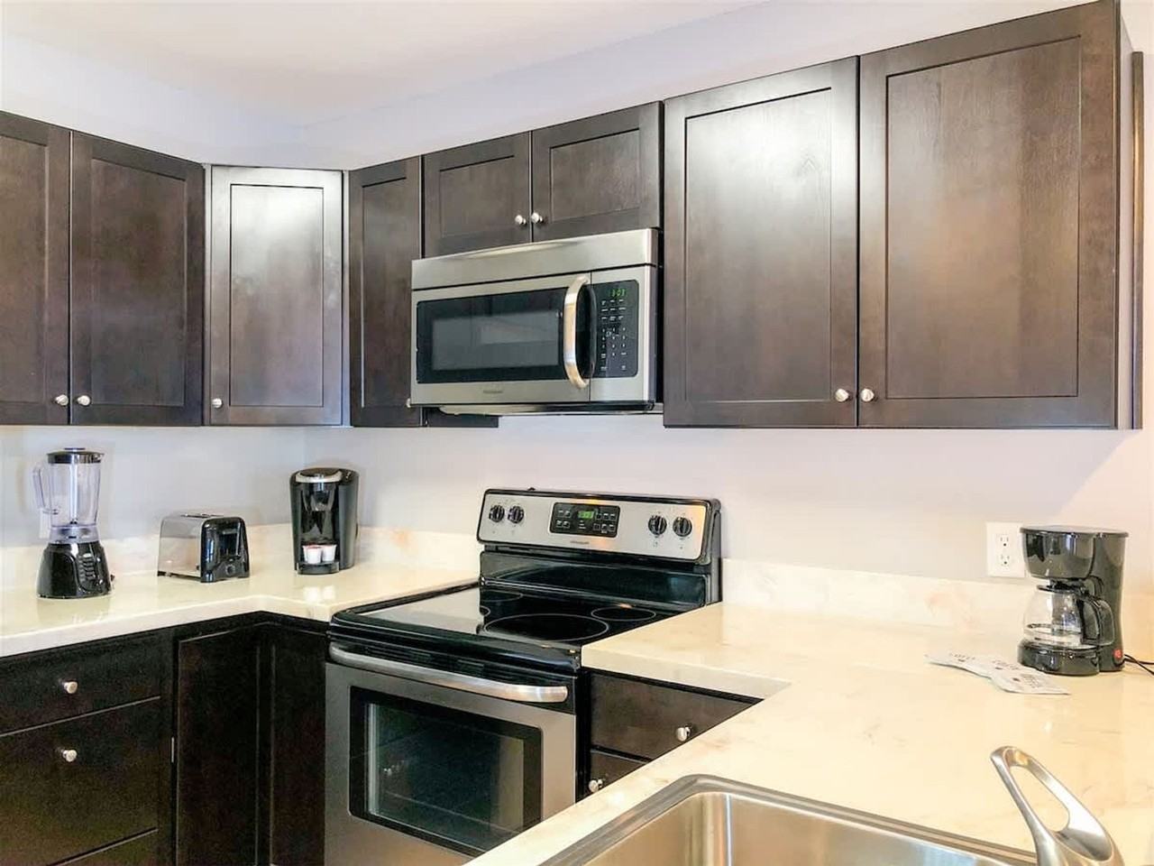 5218 Beach Dr #1354903P - Photo 7 of 24