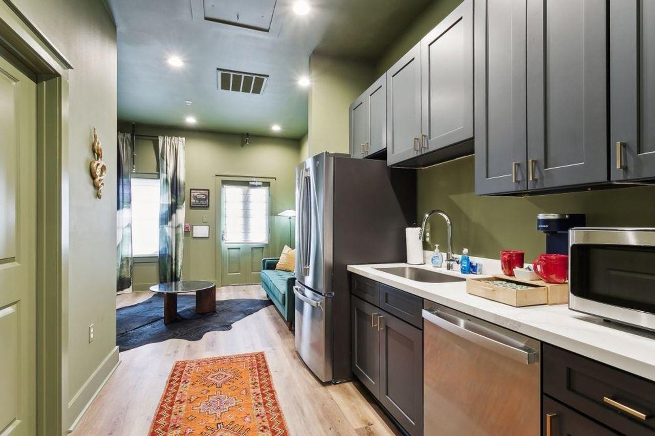 1738 N Rampart St #1368483P - Photo 4 of 11