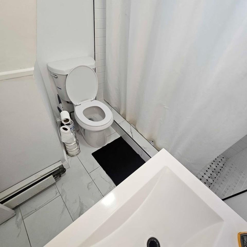 141 Wendell St #1373618P - Photo 5 of 16