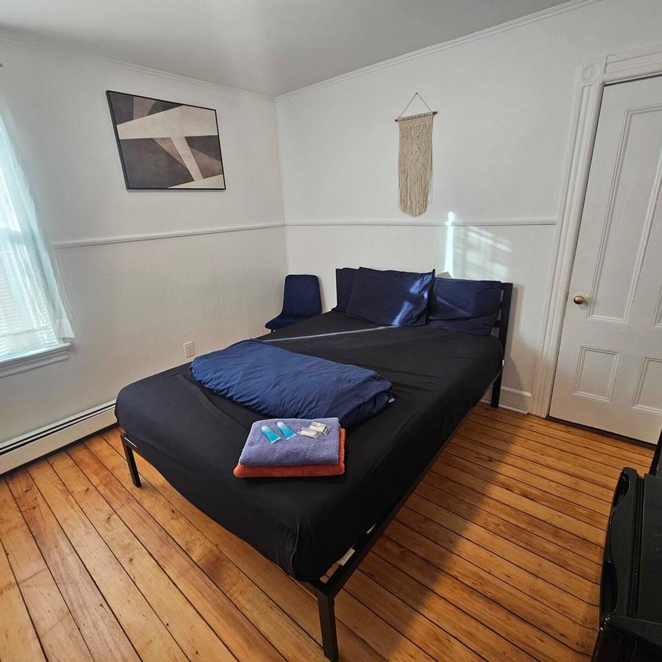 141 Wendell St #1373618P - Photo 4 of 16