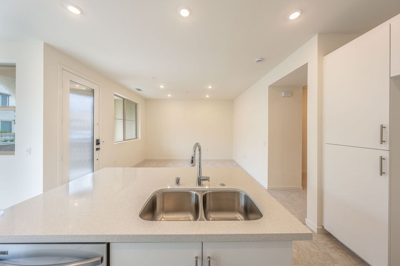 3260 S Agate Paseo - Photo 5 of 24