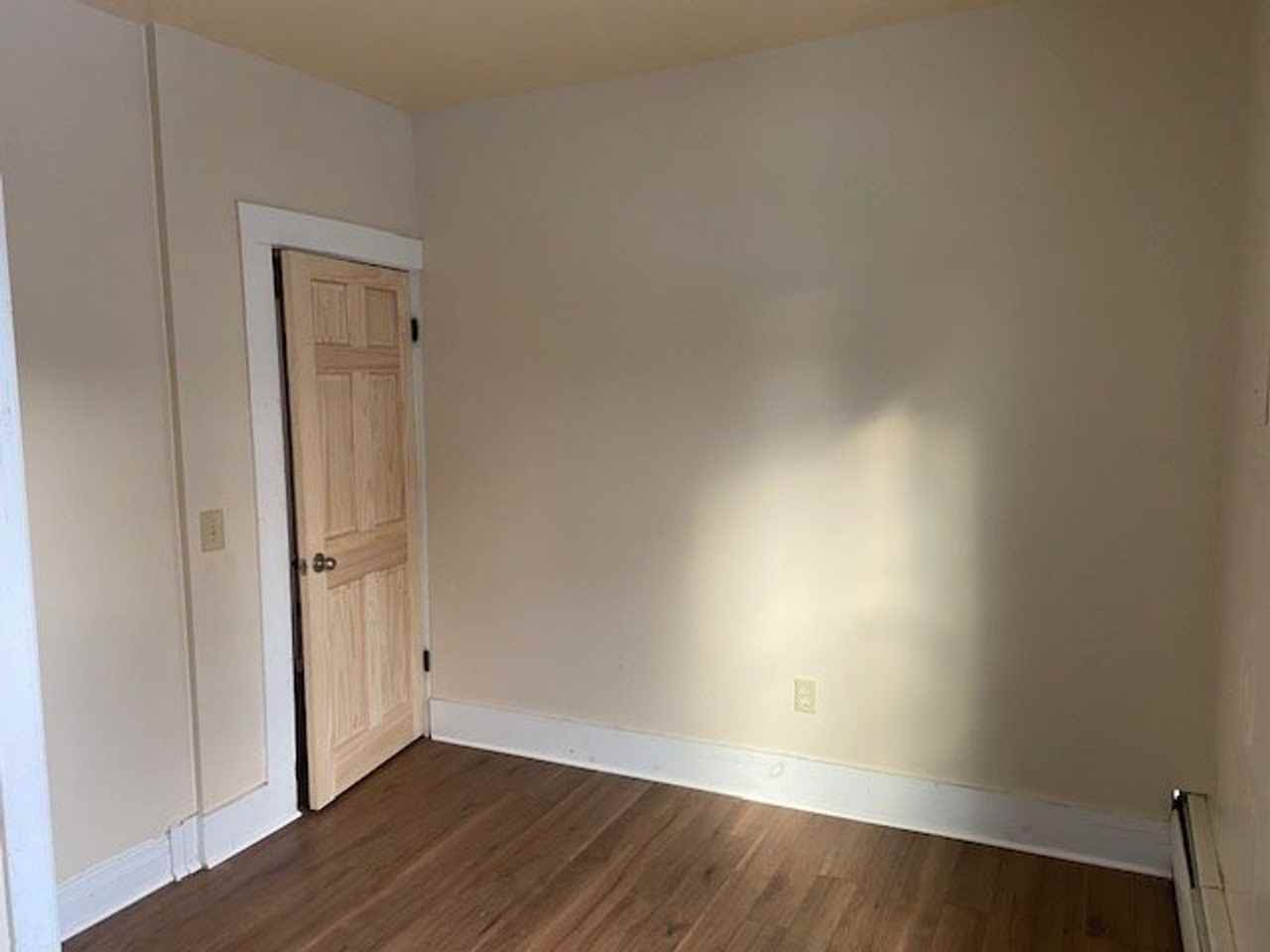 Student Housing 56 Lincoln Ave.  #1 and #2 - Photo 5 of 20