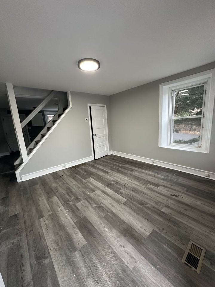 6501 Old Marshall Rd - Photo 2 of 10