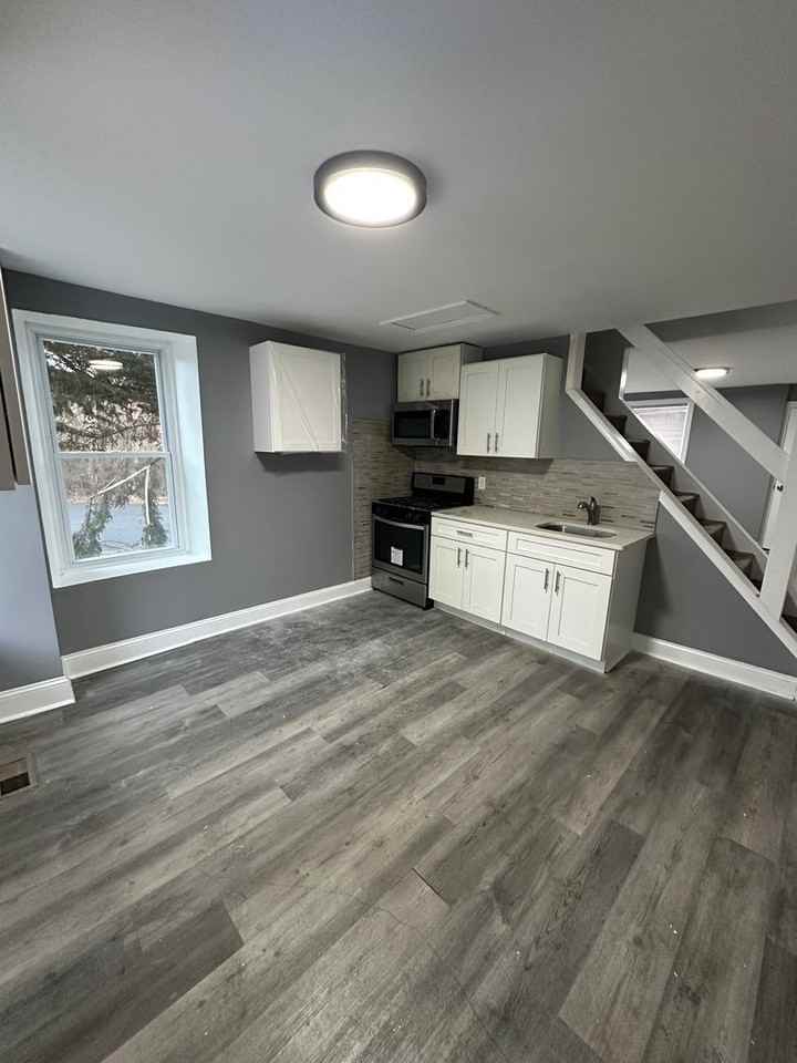 6501 Old Marshall Rd - Photo 4 of 10