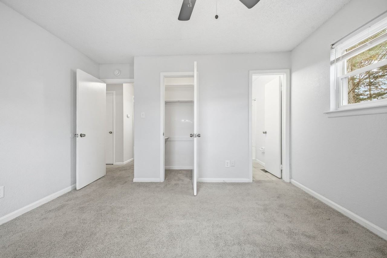 3228 Dunnbury Ct #1 - Photo 2 of 25