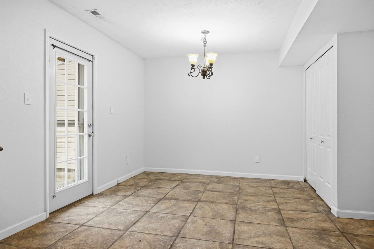 3228 Dunnbury Ct #1 - Photo 7 of 25