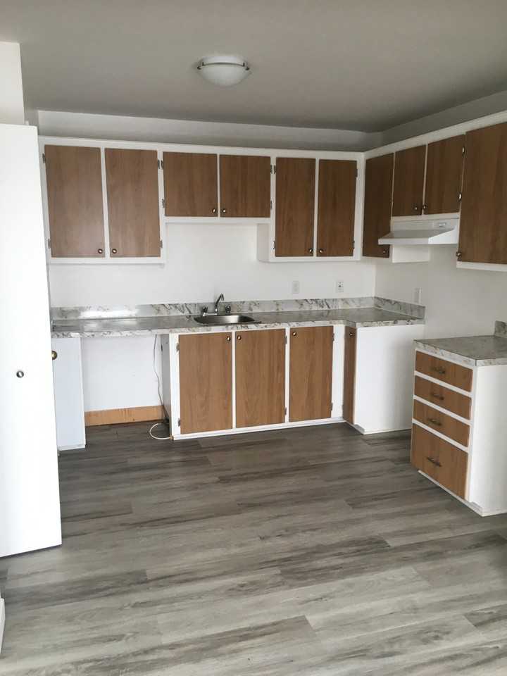 1776 Rue Montgomery #6 - Photo 3 of 17