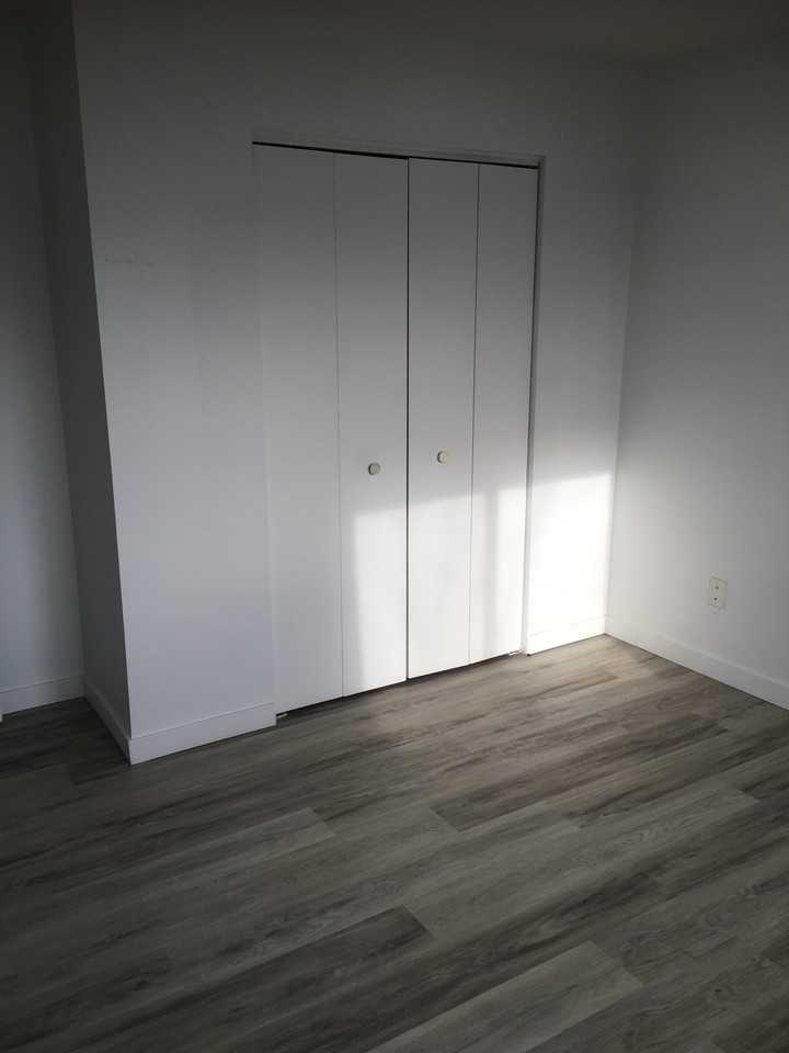 1776 Rue Montgomery #6 - Photo 7 of 17