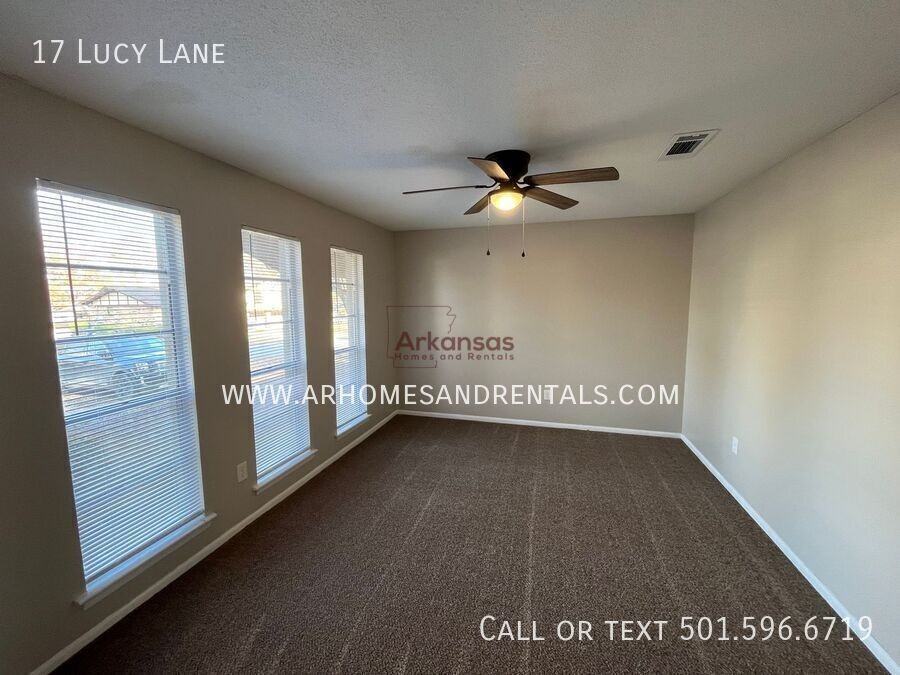 17 Lucy Ln - Photo 3 of 13