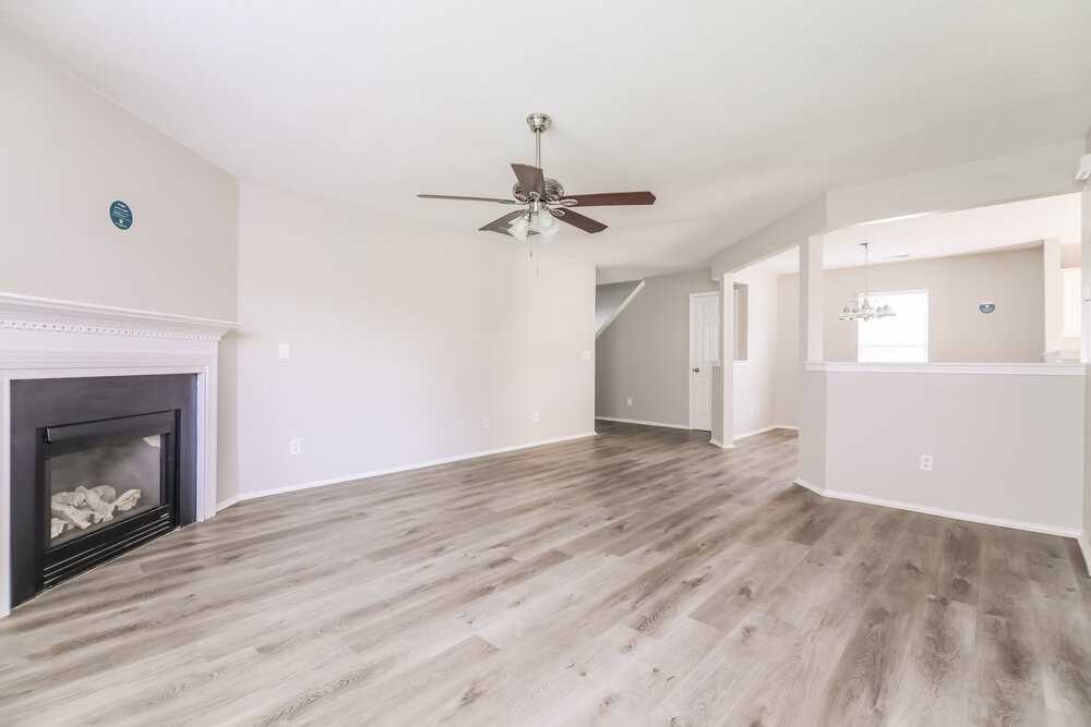 3168 Varcroft Rd - Photo 5 of 17