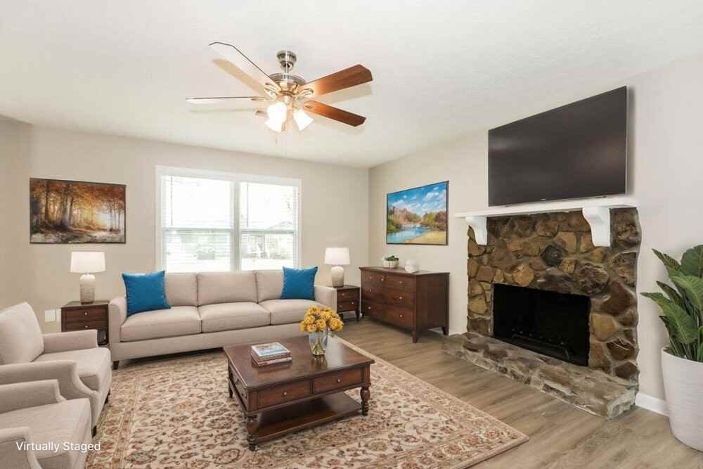 1316 Candlelite Ln - Photo 5 of 20