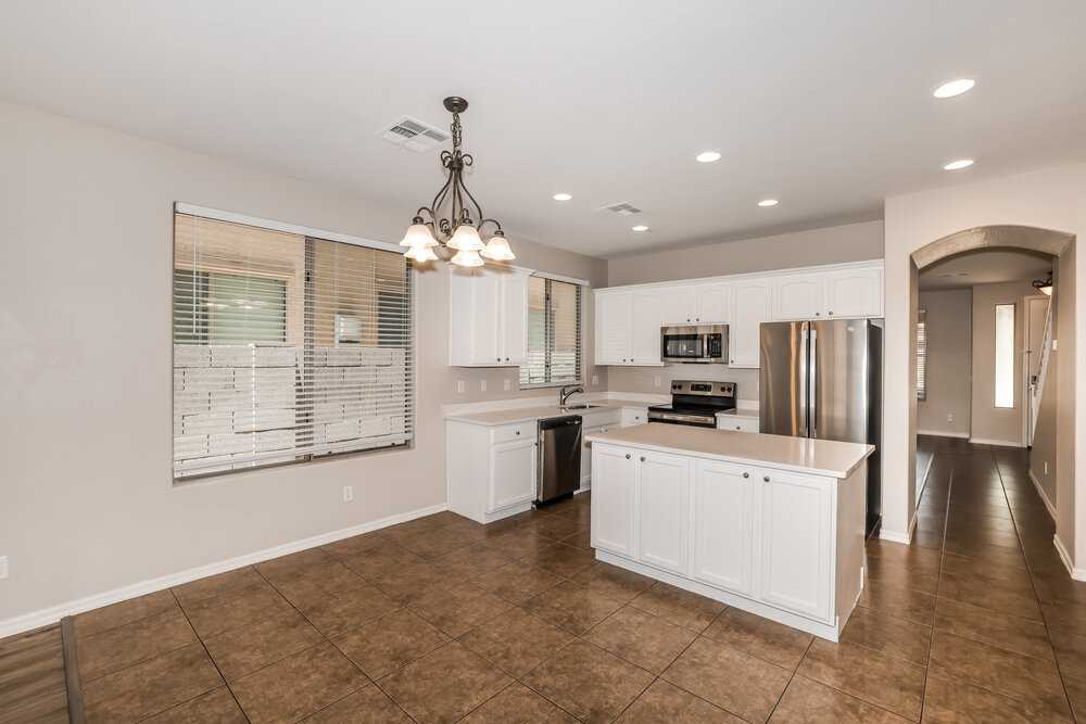 14563 W Acapulco Ln - Photo 7 of 20