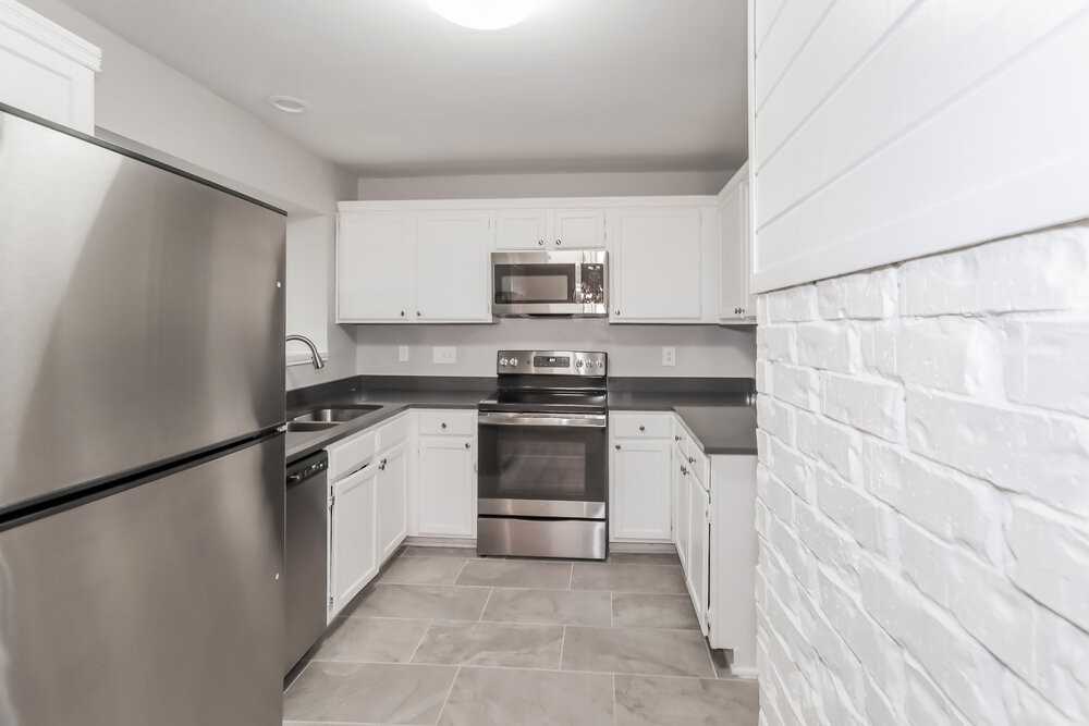 216 Lantana Dr - Photo 6 of 16