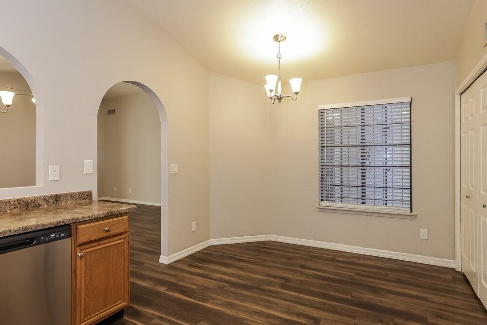 1209 E Villa Rita Dr - Photo 6 of 19