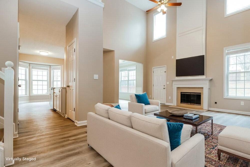 435 Heathcliff Ct - Photo 5 of 20