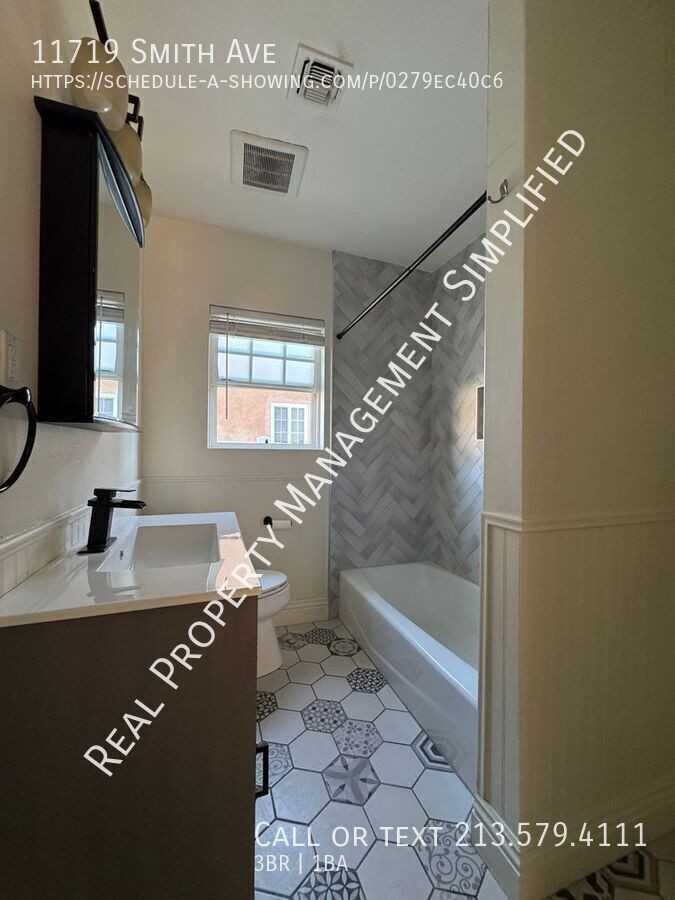 11719 Smith Ave - Photo 3 of 14