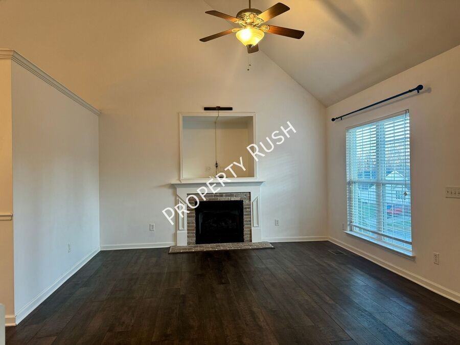 7564 Passport Dr - Photo 7 of 42