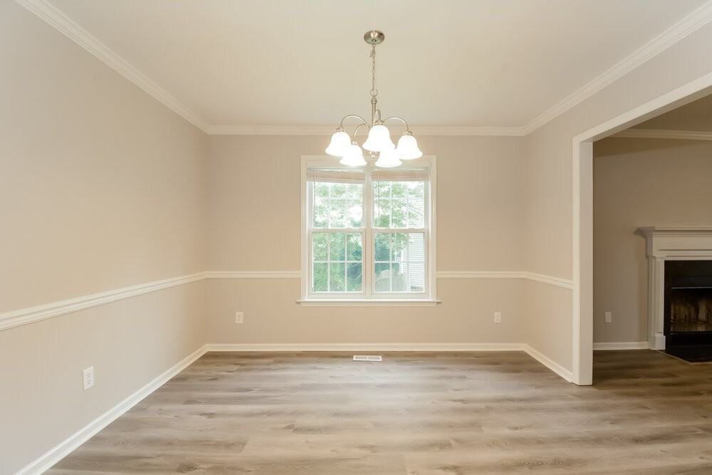 5827 Waterford Landing Ct - Photo 6 of 17