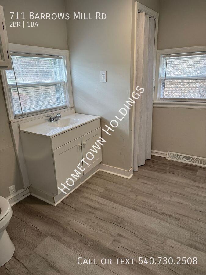 711 Barrows Mill Rd - Photo 5 of 11