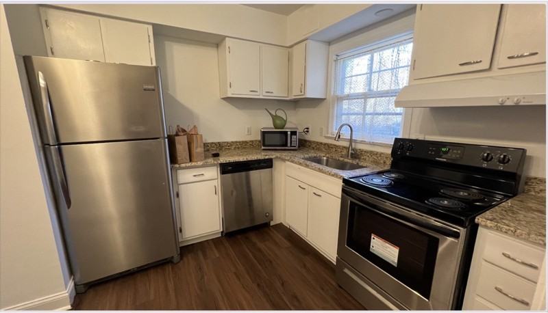 781 Houston Mill Rd Ne - Photo 3 of 3