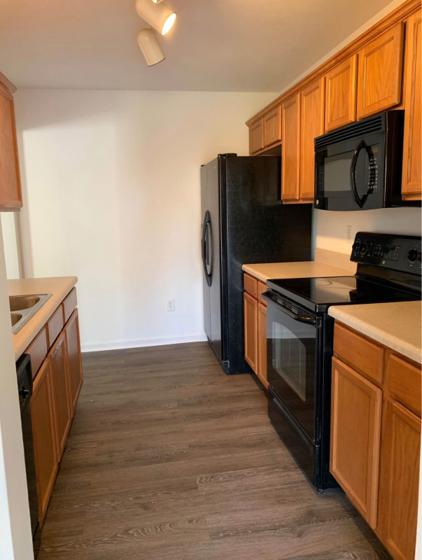 759 Bellview Way - Photo 4 of 10