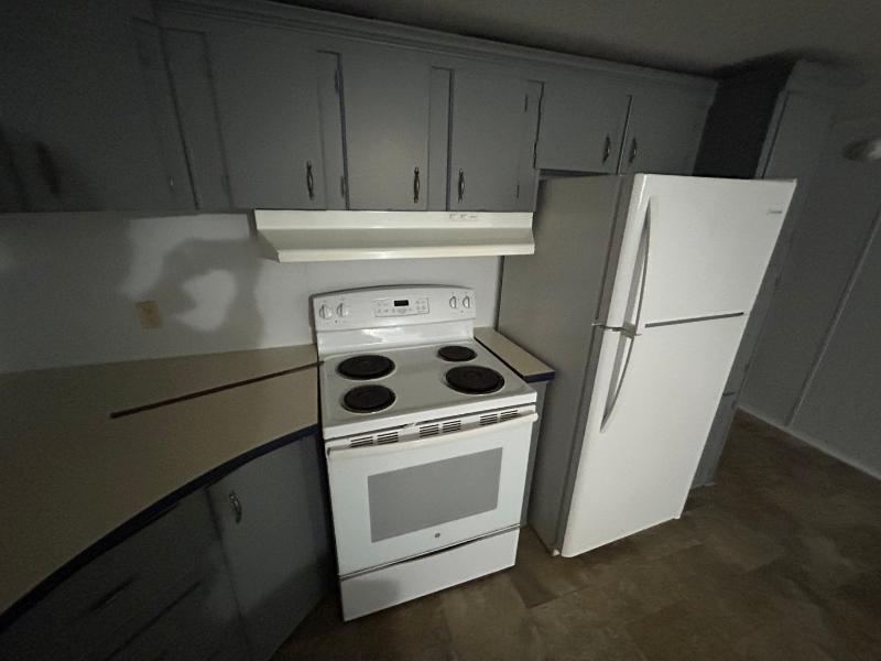 1032 Deborah Ln - Photo 7 of 21