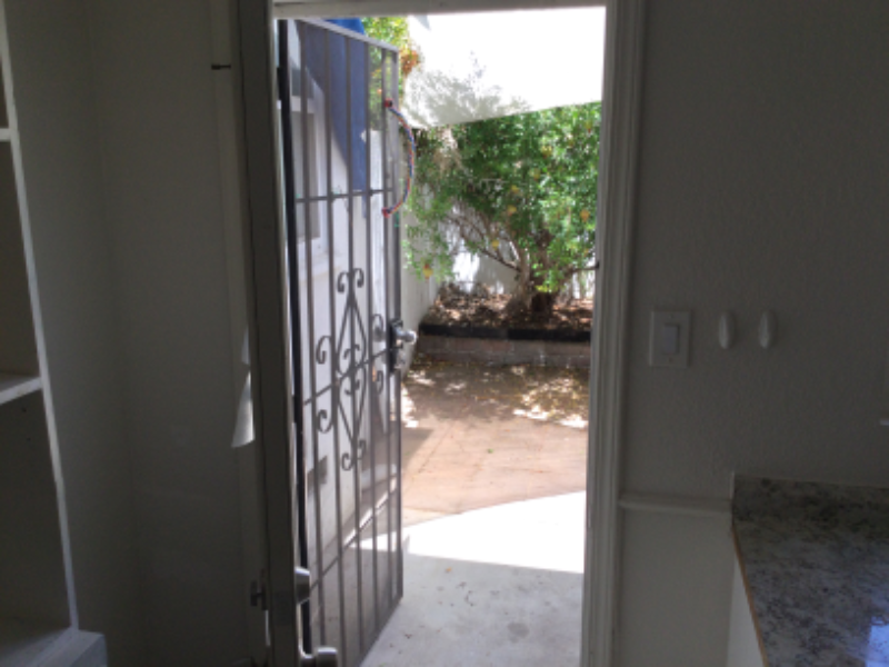 20957 Community St - Photo 6 of 17