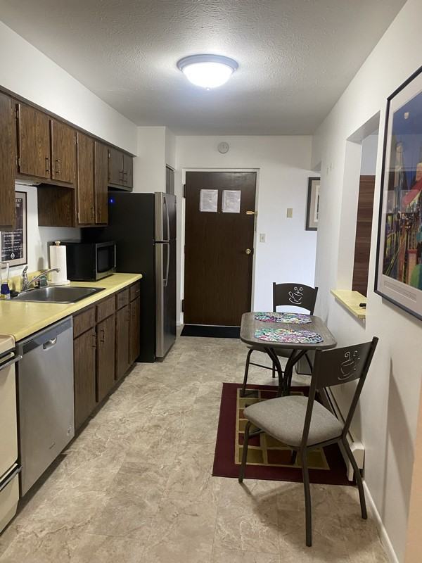 1600 Newman Ave - Photo 4 of 6