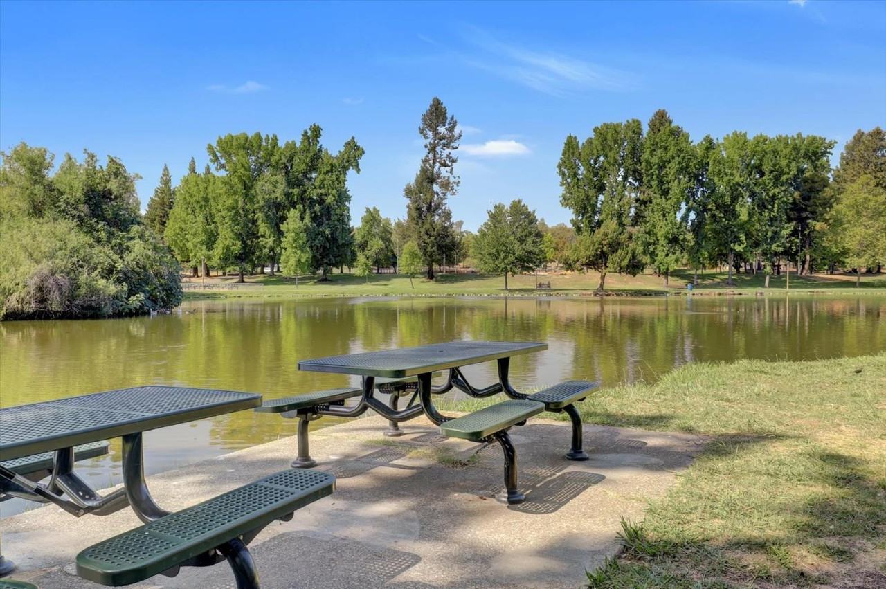 3593 Opal Dr #3593-4 - Photo 6 of 36