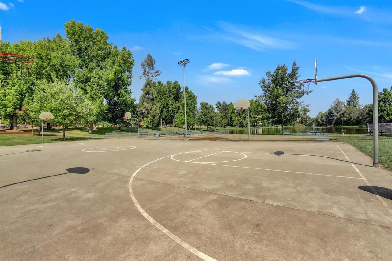 3593 Opal Dr #3593-4 - Photo 7 of 36