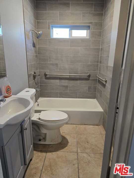 4211 Halldale Ave #4211 - Photo 4 of 7