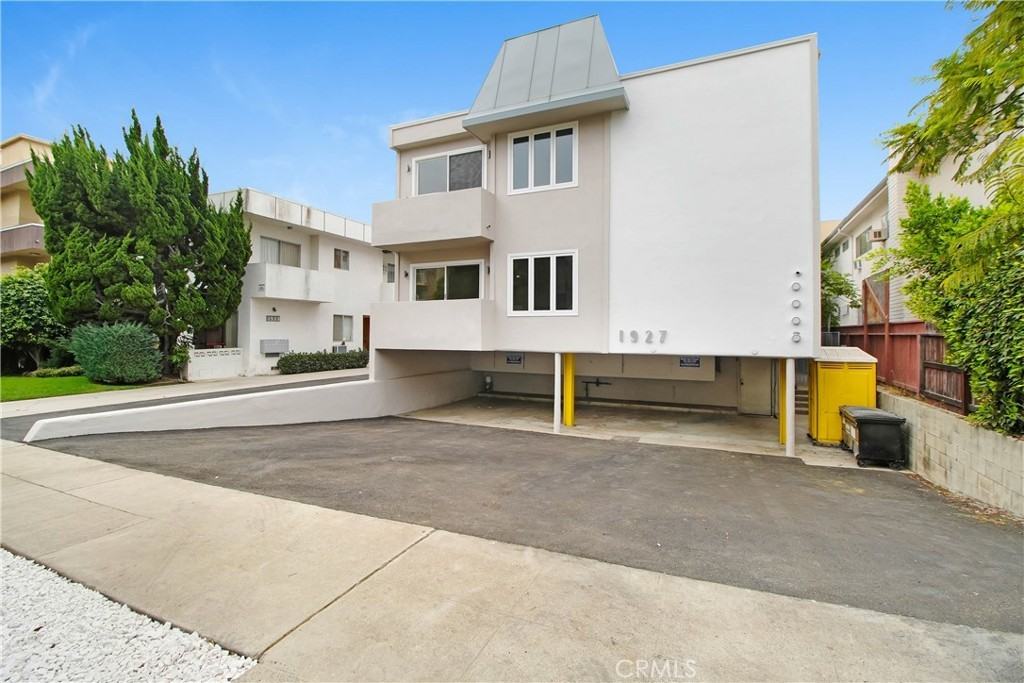 1927 Pelham Ave #1927-1 - Photo 6 of 18