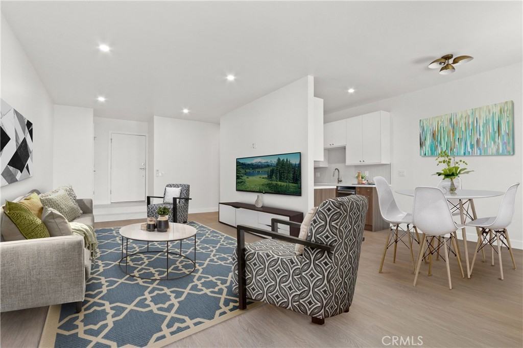 1927 Pelham Ave #1927-1 - Photo 7 of 18