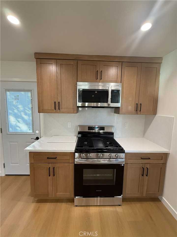 2215 N Brighton St #2215 - Photo 7 of 16