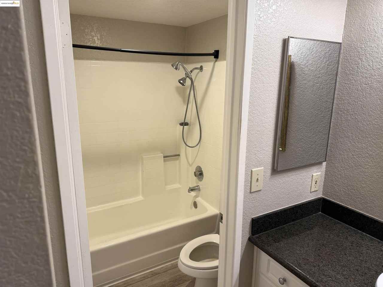 510 Canyon Oaks Dr #510C - Photo 4 of 23