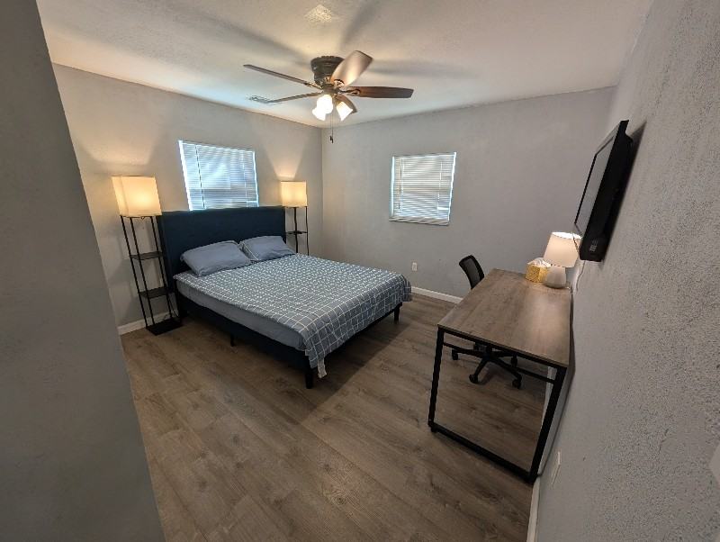 511 Goliad St - Photo 7 of 15