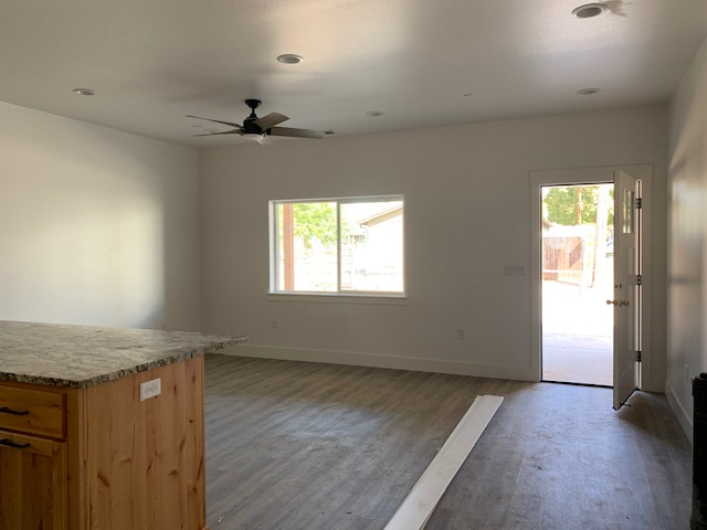 1738 Palm Ave #B - Photo 5 of 18