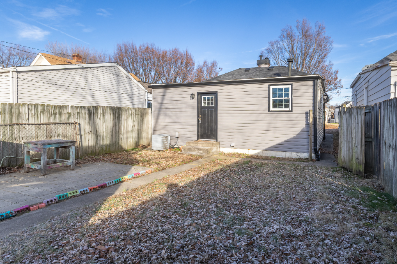 524 Warnock St - Photo 6 of 25