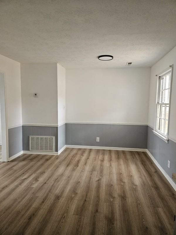 1890 Clinton Rd - Photo 6 of 17