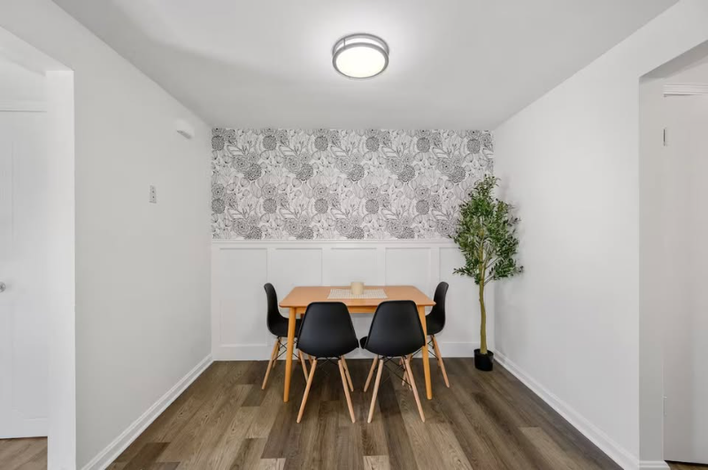 3910 E Gatewood Ln #2 - Photo 6 of 17