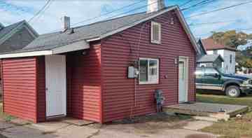 featured image of 214 1/2 N 15th St