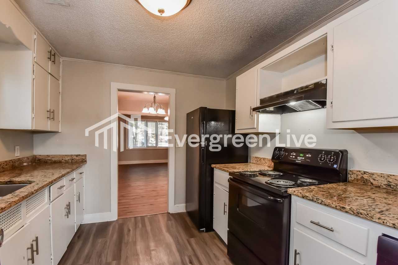 5 Larkin Ct - Photo 5 of 15