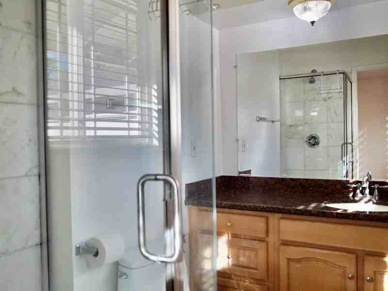 1367 Oslo Ln - Photo 7 of 14