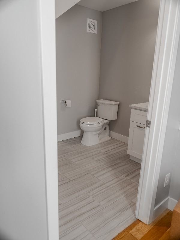 1272 Yates St #1 - Photo 3 of 17