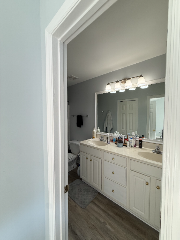 3781 Winborne Ln - Photo 5 of 20