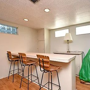 939 Springbrook Dr - Photo 4 of 8