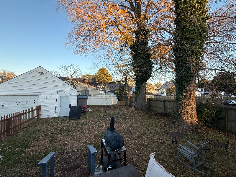 1544 Nelms Ave - Photo 2 of 12